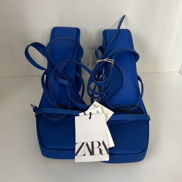 ZARA STRAPPY PLATFORM HEEL SANDALS‎ - Picture 5 of 10